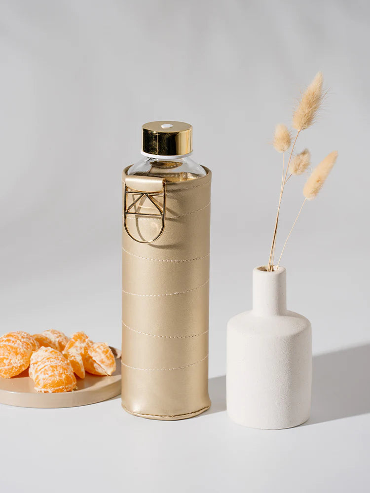EQUA - Glazen waterfles - Gold (750ml)