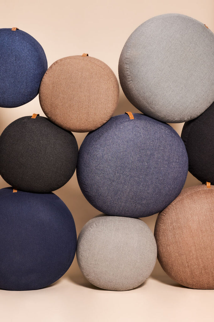 HUBSCH - Mochi poef Ø70 - blauw