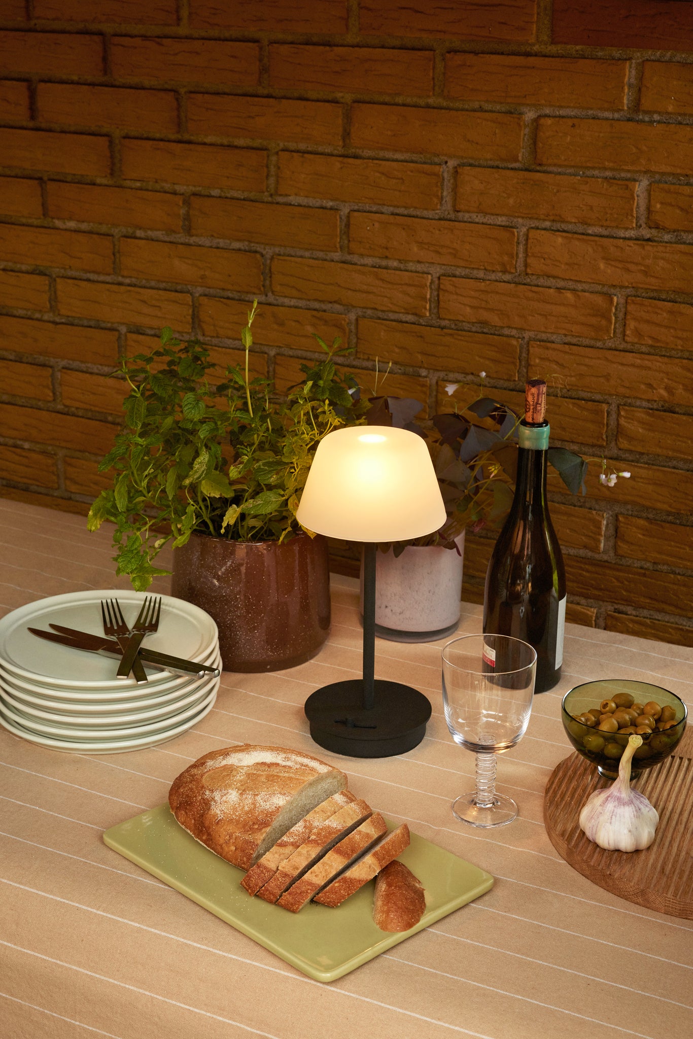 HUBSCH - Salon draagbare tafellamp - Zwart