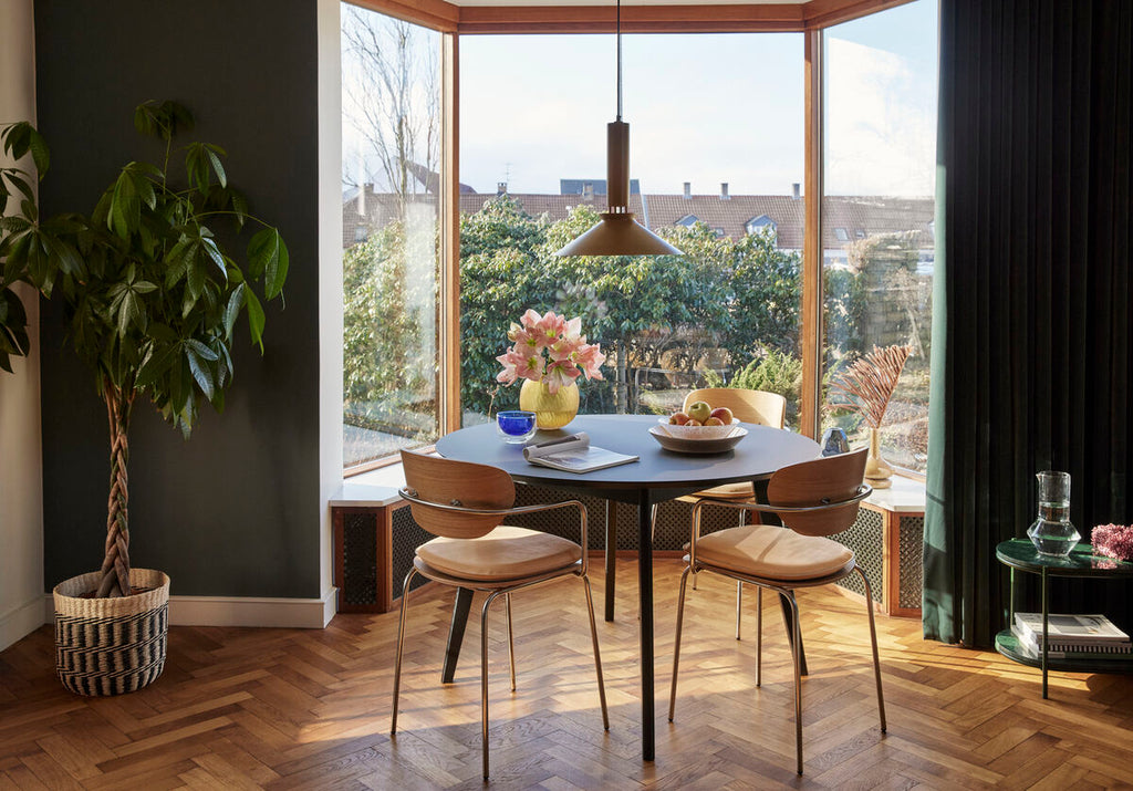 HUBSCH -Stay eettafel rond - Zwart